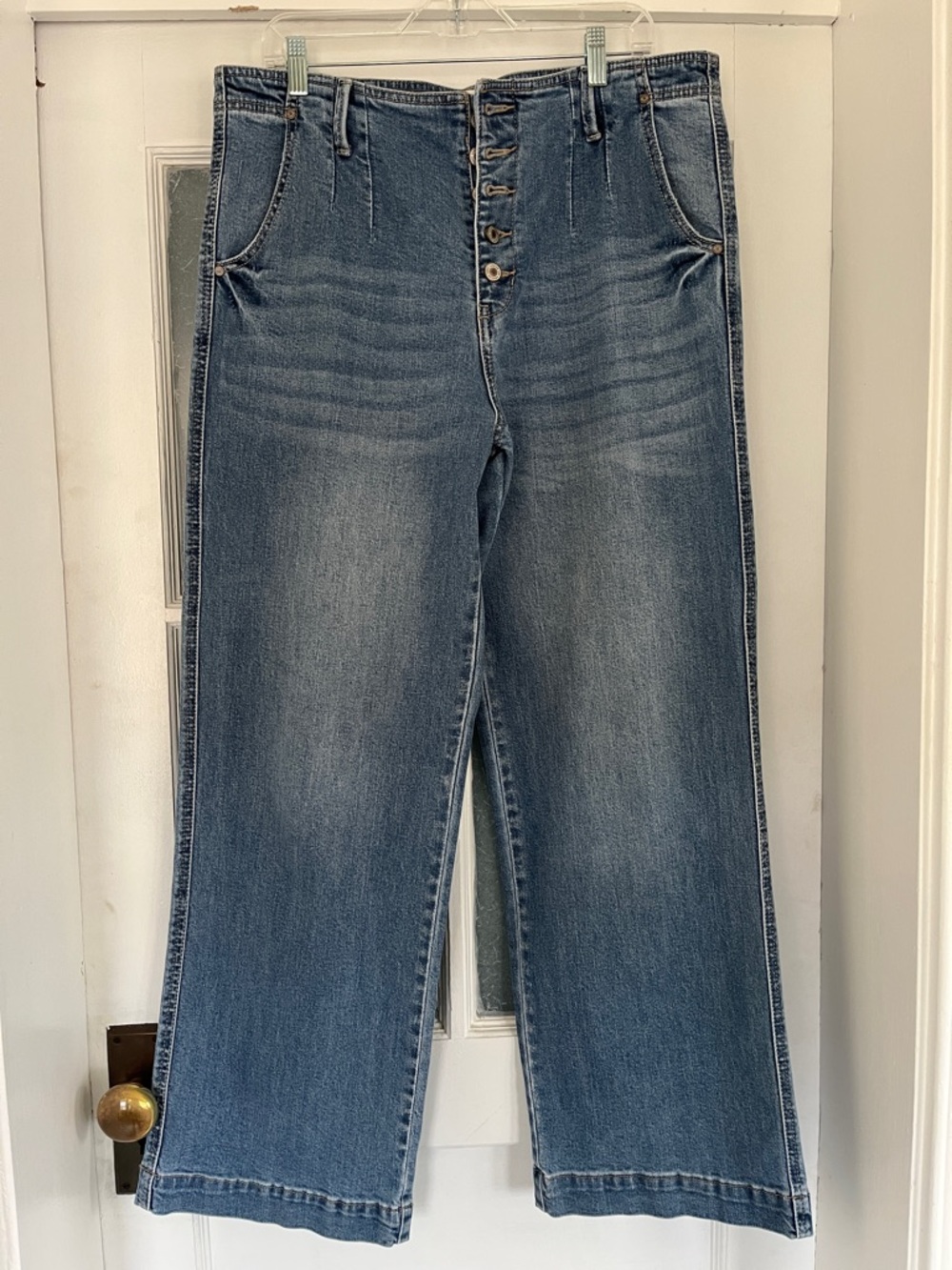 KanCan Women's High-Rise Wide-Leg Jeans - Light Blue Wash
